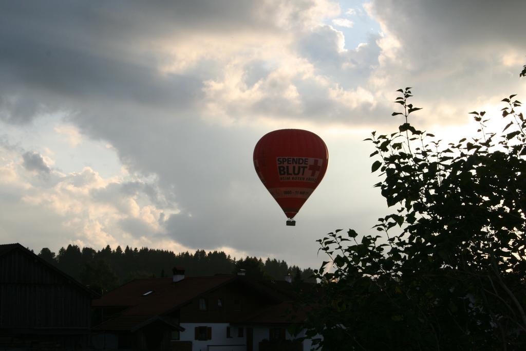 Haus Ingrid Apartamento Trauchgau Quarto foto